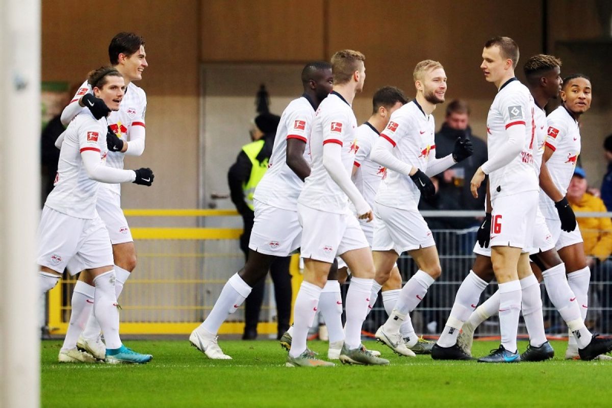 Menang 3-2 atas Paderborn, Leipzig puncaki klasemen Liga Jerman