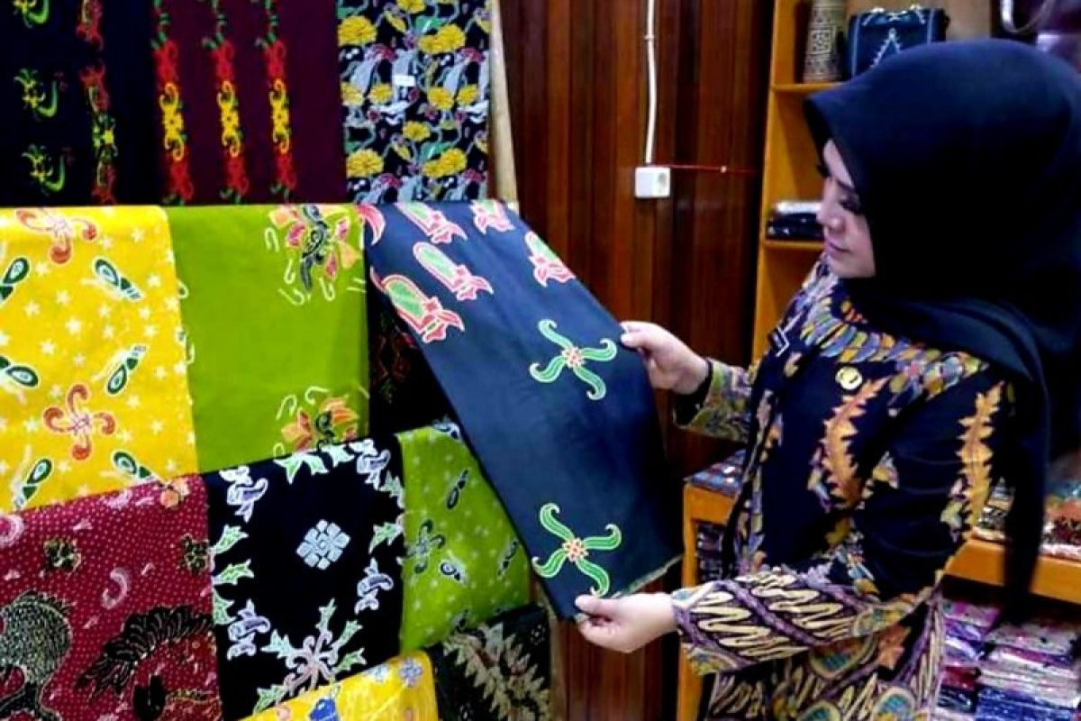 Wabup apresiasi perajin batik khas Seruyan