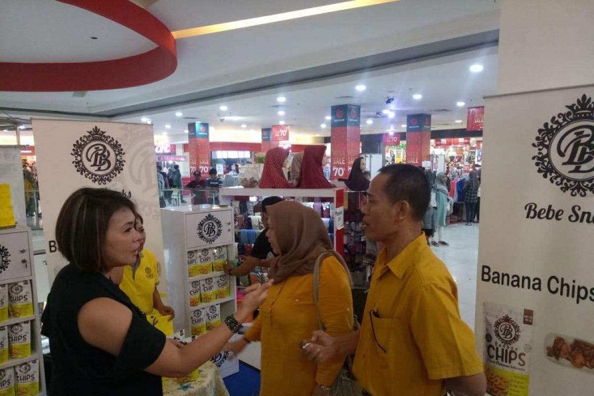 Pengusaha milenial keripik pisang lirik pasar di Kediri