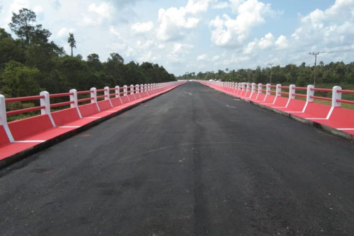 Dulu berkubang lumpur, ini penampakan jalan layang Pangkalan Bun-Kolam