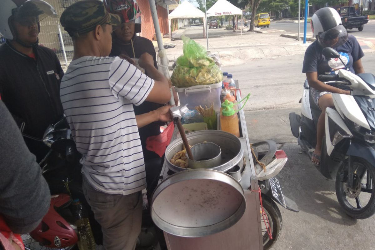 Aktivitas warga Biak Numfor berjalan normal tak terpengaruh isu 1 Desember