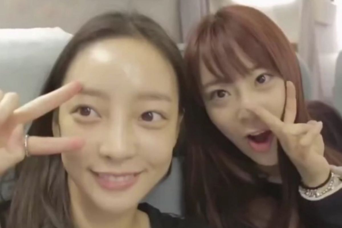 Eks-personel KARA kompak unggah foto dengan Goo Hara