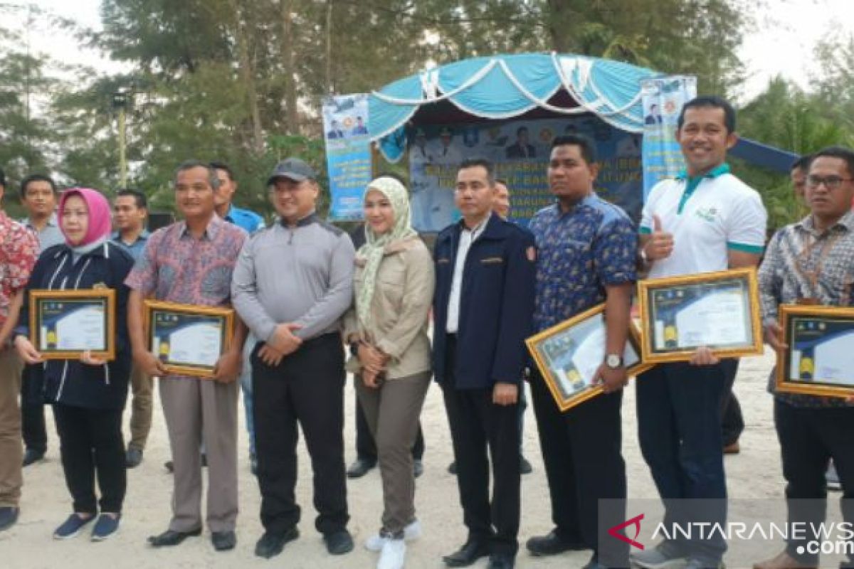 AP II Bandara Depati Amir terima penghargaan AKMY Award 2019
