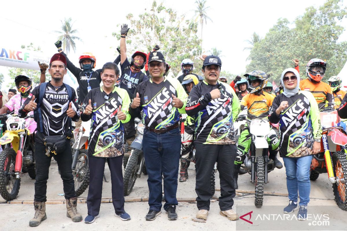 Ratusan Raiders Trail Ramaikan Anyer Krakatau Adventure Destination