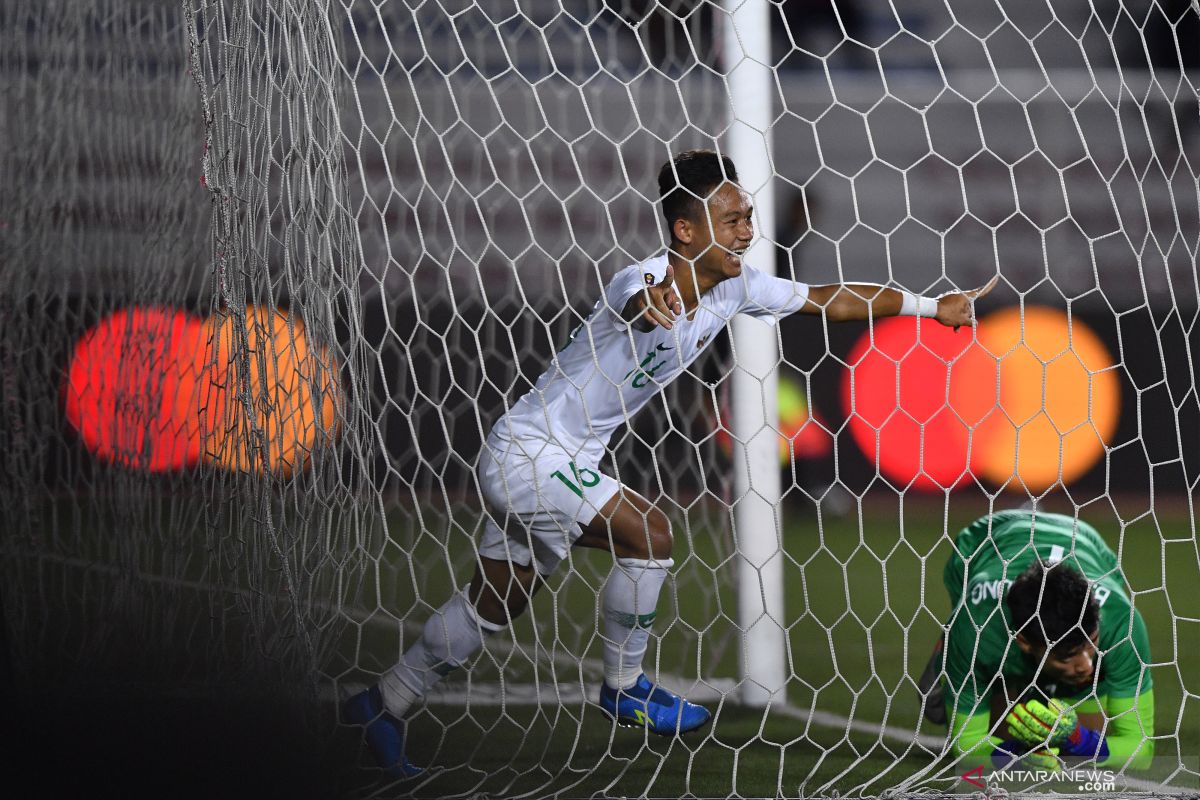 Timnas U-22 Indonesia  kalah 1-2 dari Vietnam karena gol menit akhir