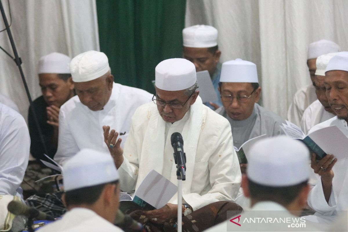 Bupati minta tanamkan nilai akhlakul karimah