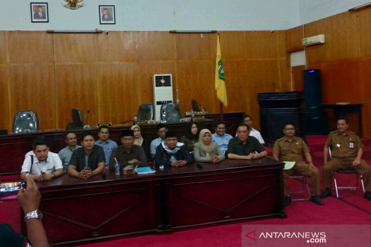 DPRD Kota Padangsidimpuan tetapkan alat kelengkapan dewan