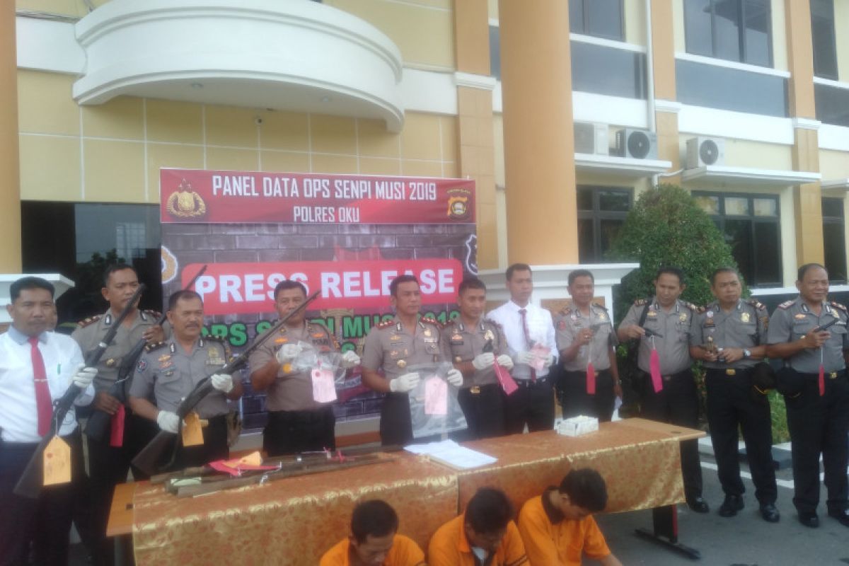 Polres OKU sita 18 pucuk senjata api rakitan