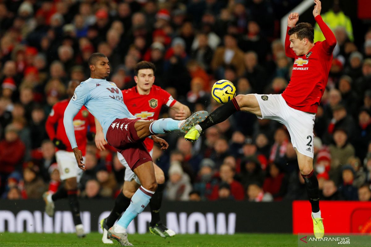 Manchester United ditahan imbang Aston Villa 2-2