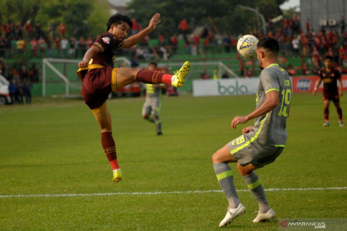 Sebagian pemain Borneo FC mulai gelar latihan bersama lanjutan liga 1