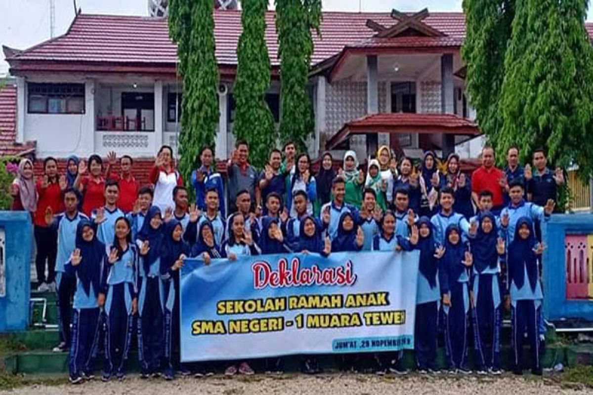 SMAN 1 Muara Teweh deklarasi sebagai Sekolah Ramah Anak