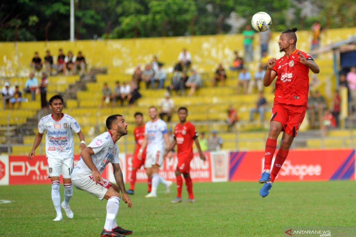 Bonus besar menunggu jika tim Semen Padang bertahan di Liga 1