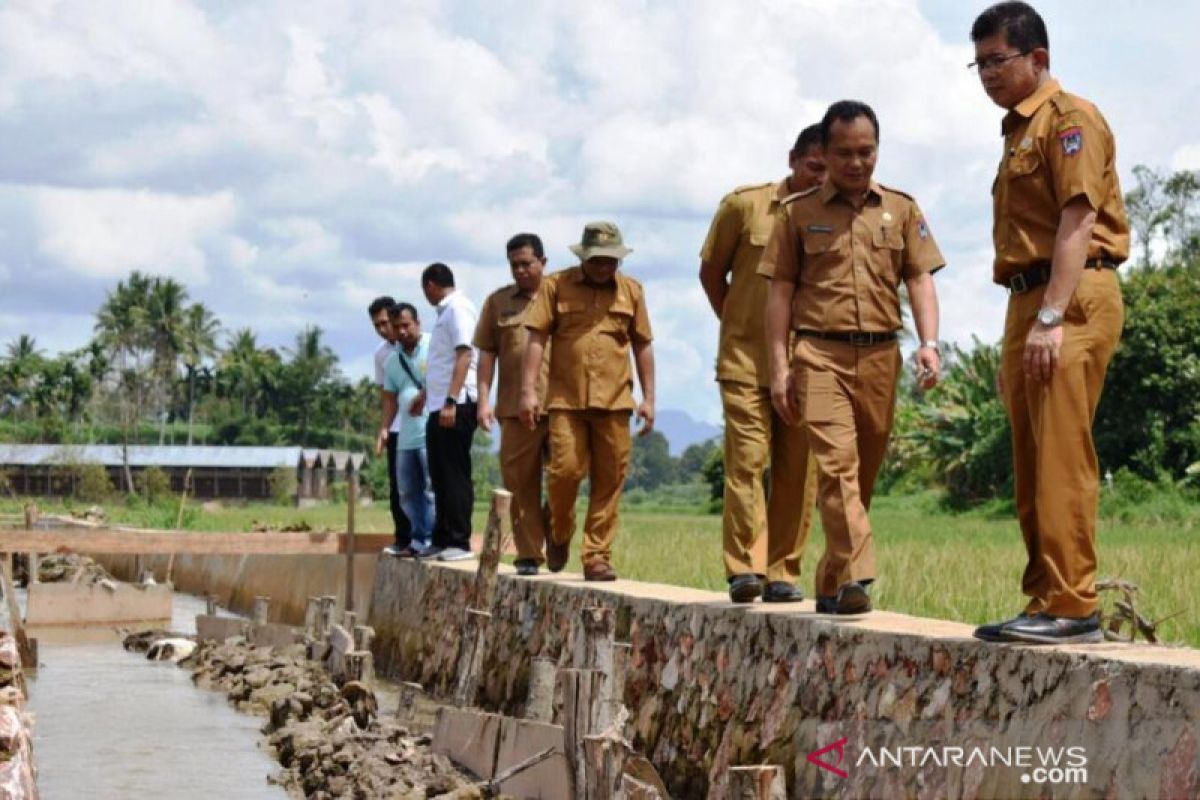 Pemkot Payakumbuh bersama kepolisian tinjau pembangunan drainase dan irigasi