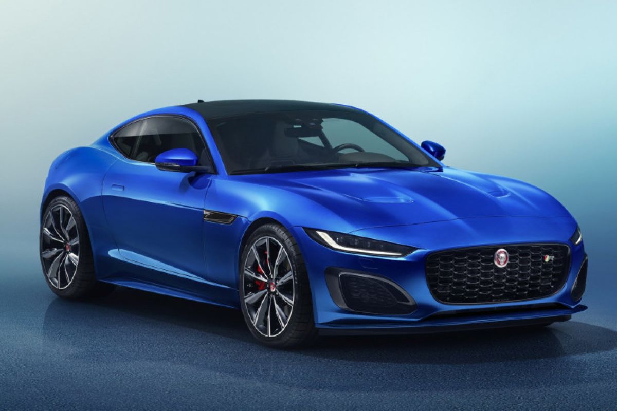 Jaguar F-Type hadir dengan gaya baru dan teknologi yang juga baru