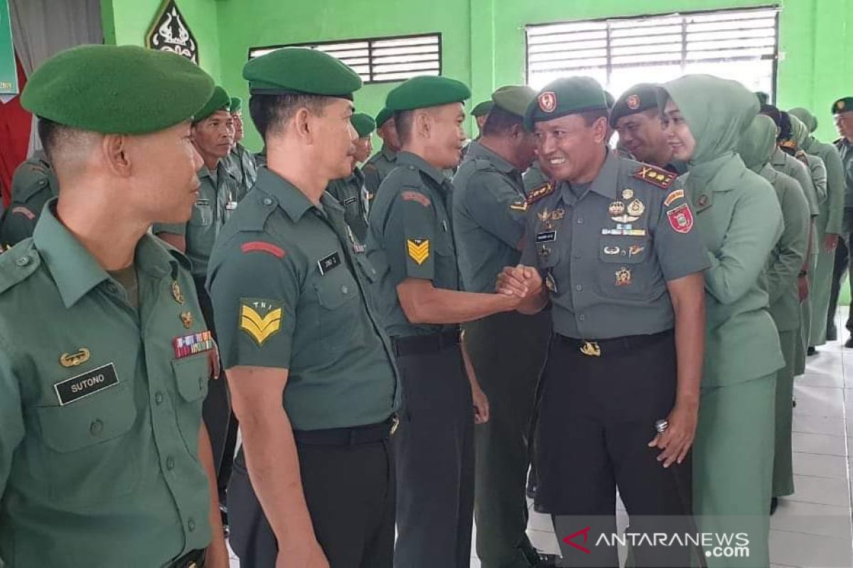 Kodim Kandangan gelar Korp Raport pindah tugas dan pensiun