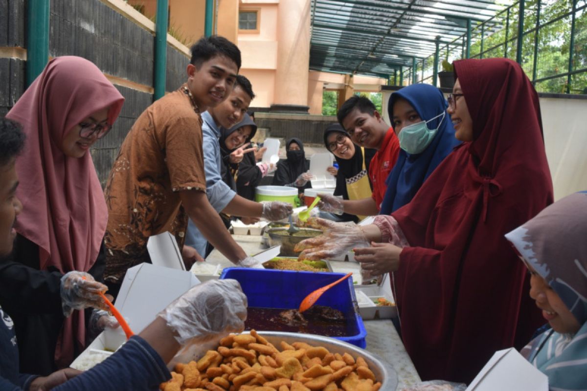 ACT hadirkan layanan makan gratis di UII