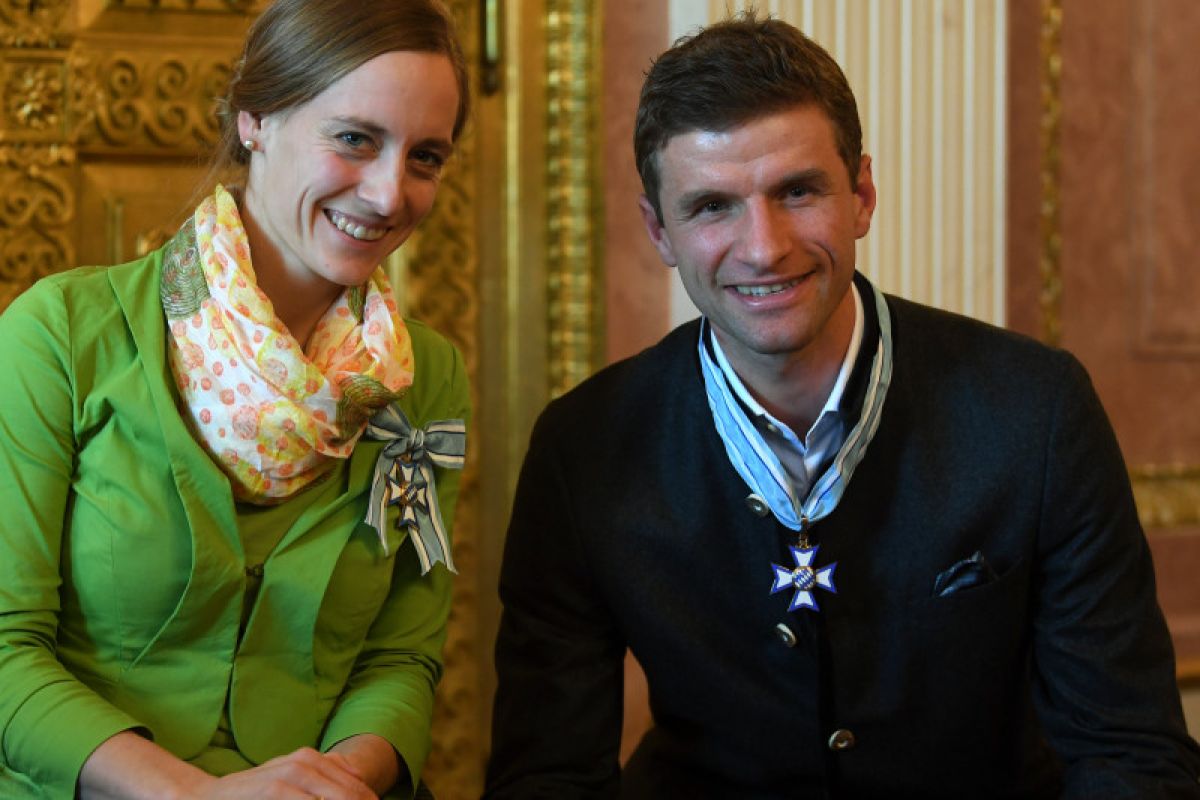 Thomas Mueller dapat penghargaan  Order of Merit Bavaria