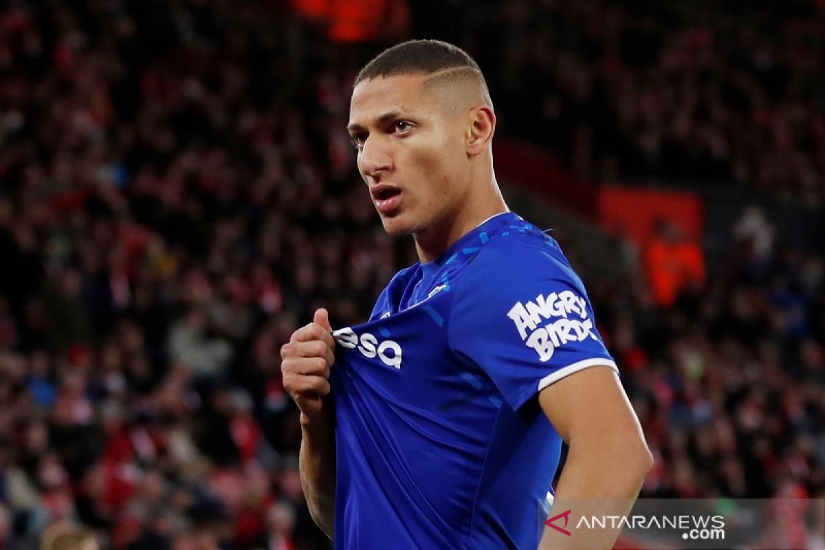 Everton ikat Richarlison hingga  2024