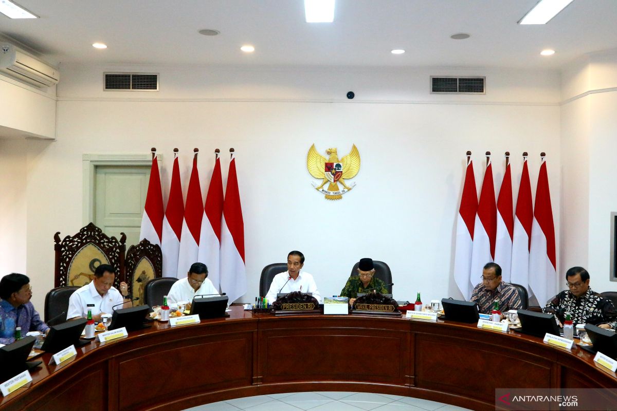 Presiden Jokowi minta pola baru pengelolaan cadangan beras