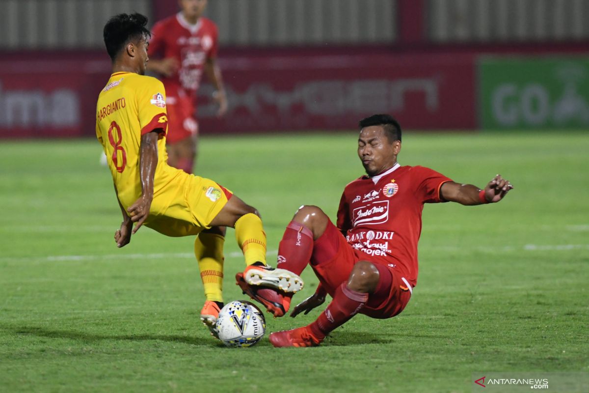 Sugesti bertahan Persija bantu Tony Sucipto jadi pemain multiposisi