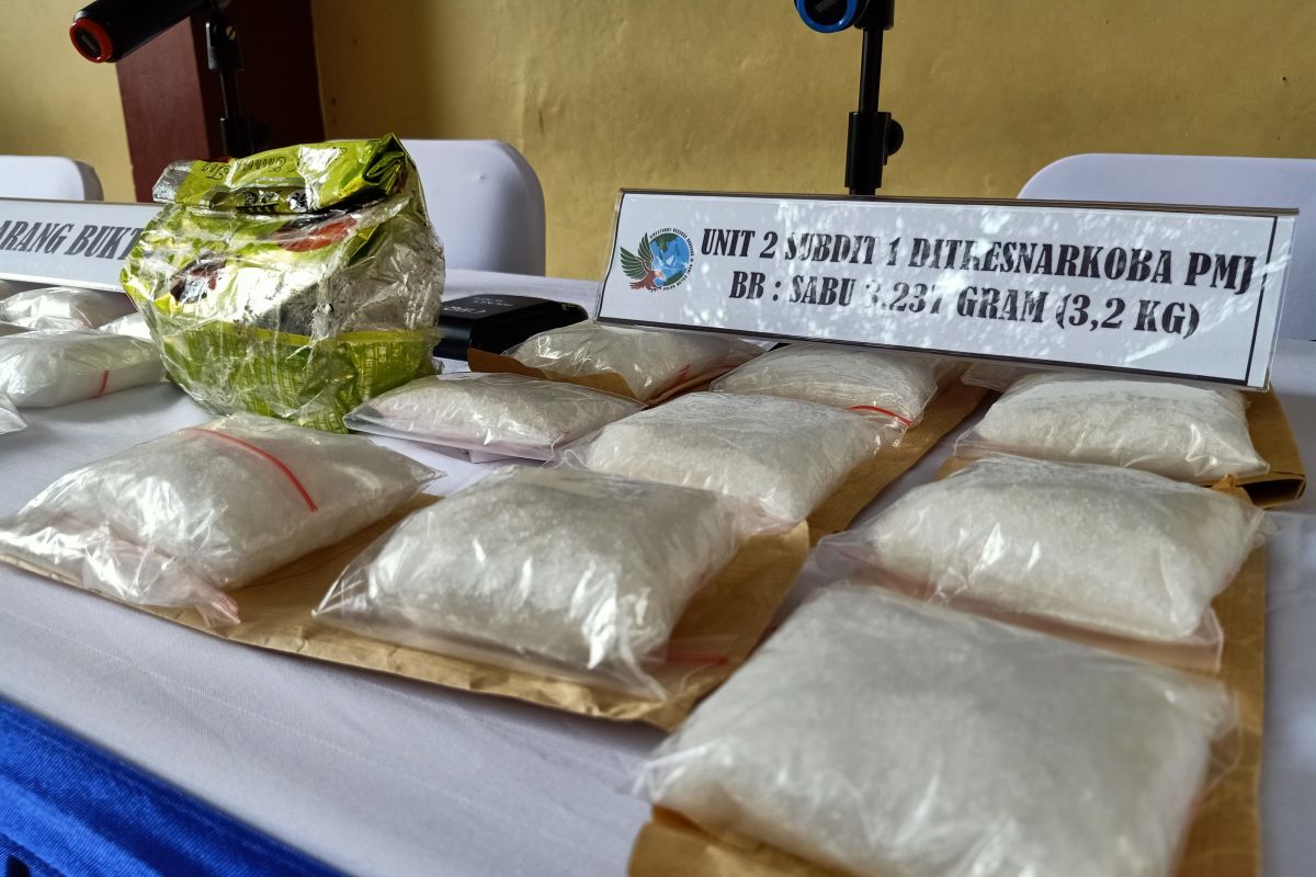 Polisi sebut sabu-sabu 3,2 kilogram dari M adalah sisa