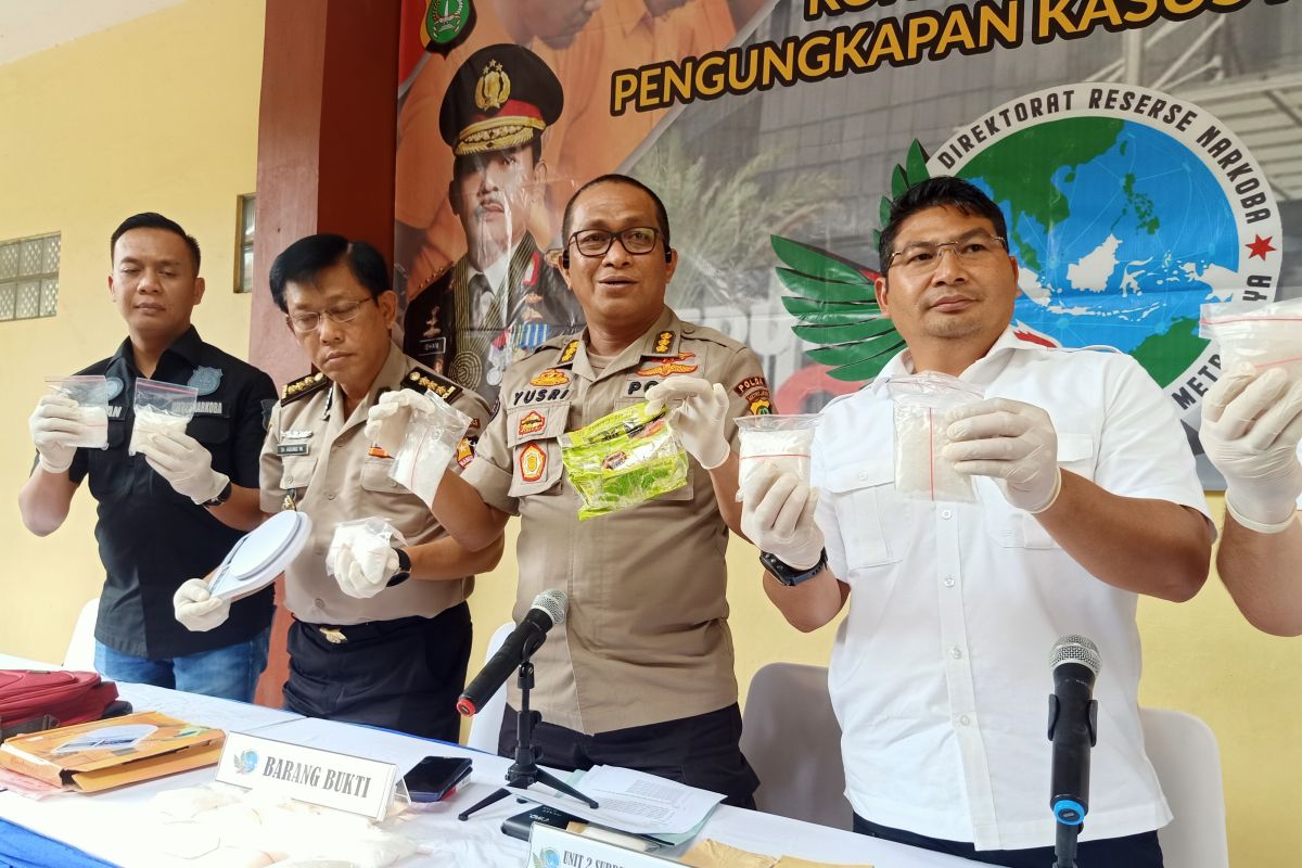 Polisi tunggu informasi penyidik ledakan granat di Monas