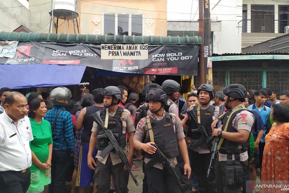 Pelaku diduga membunuh wanita di rumah kos di Medan dengan pisau cutter