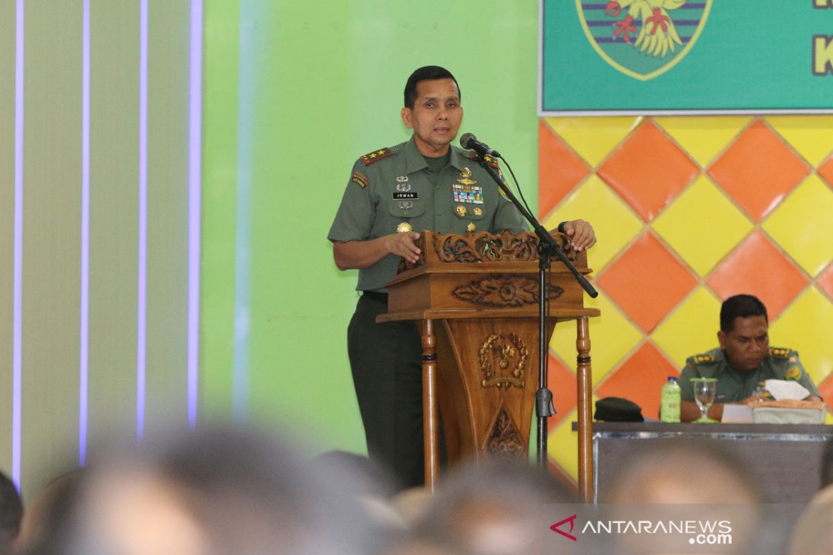 Pangdam Sriwijaya berangkatkan prajurit berprestasi umrah ke Tanah Suci