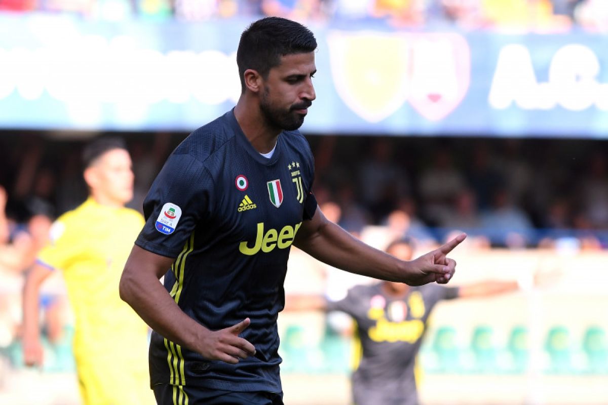 Usai operasi lutut, Sami Khedira bakal absen tiga bulan