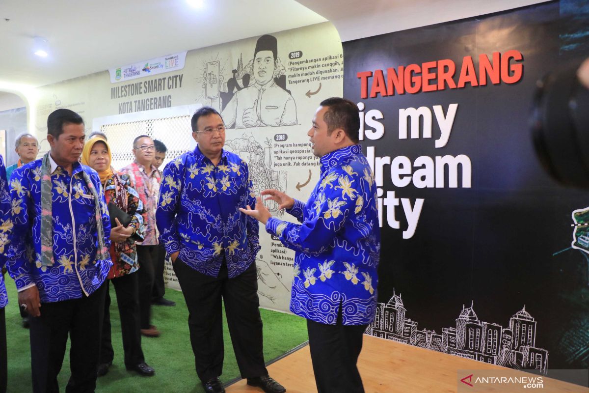 Wali Kota Arief kenalkan sejarah Kota Tangerang ke rombongan Apeksi