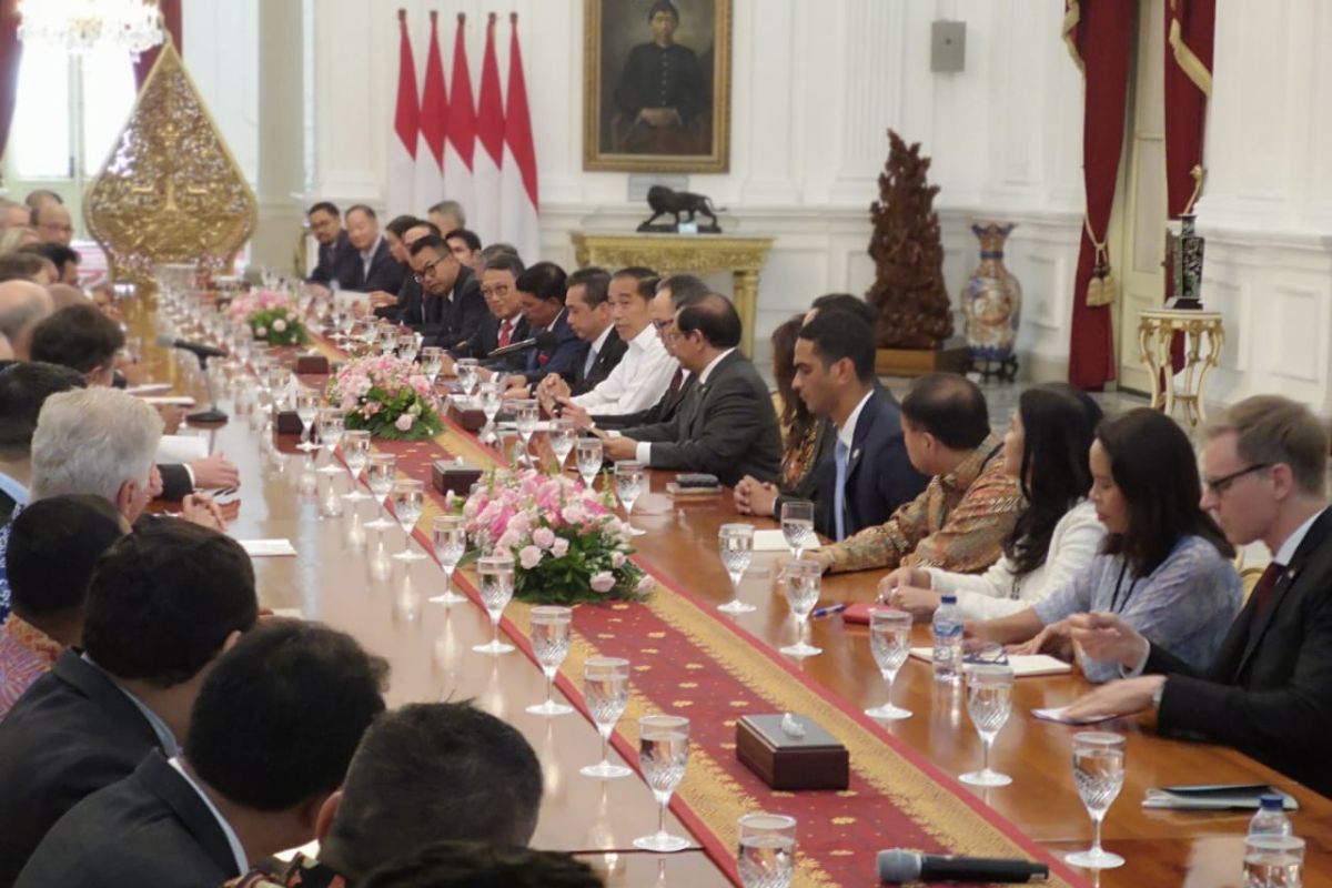 Presiden Jokowi terima delegasi Dewan Bisnis AS-ASEAN di Istana Merdeka