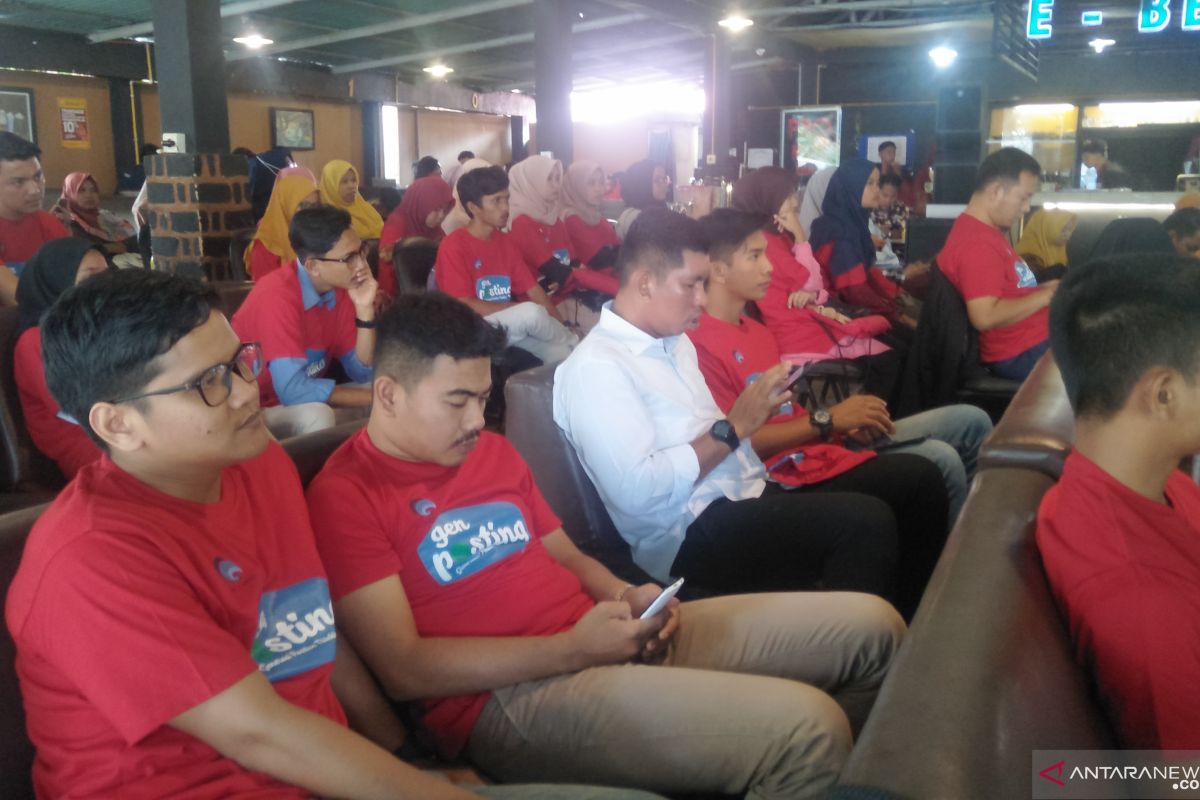 Kominfo latih milenial Kota Pariaman buat konten kreatif promosi wisata