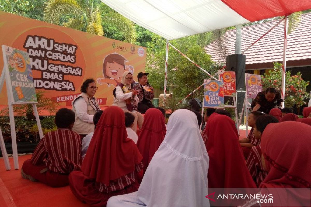 BPOM imbau anak- anak SDN 92 Kendari untuk perhatikan bahan jajanan