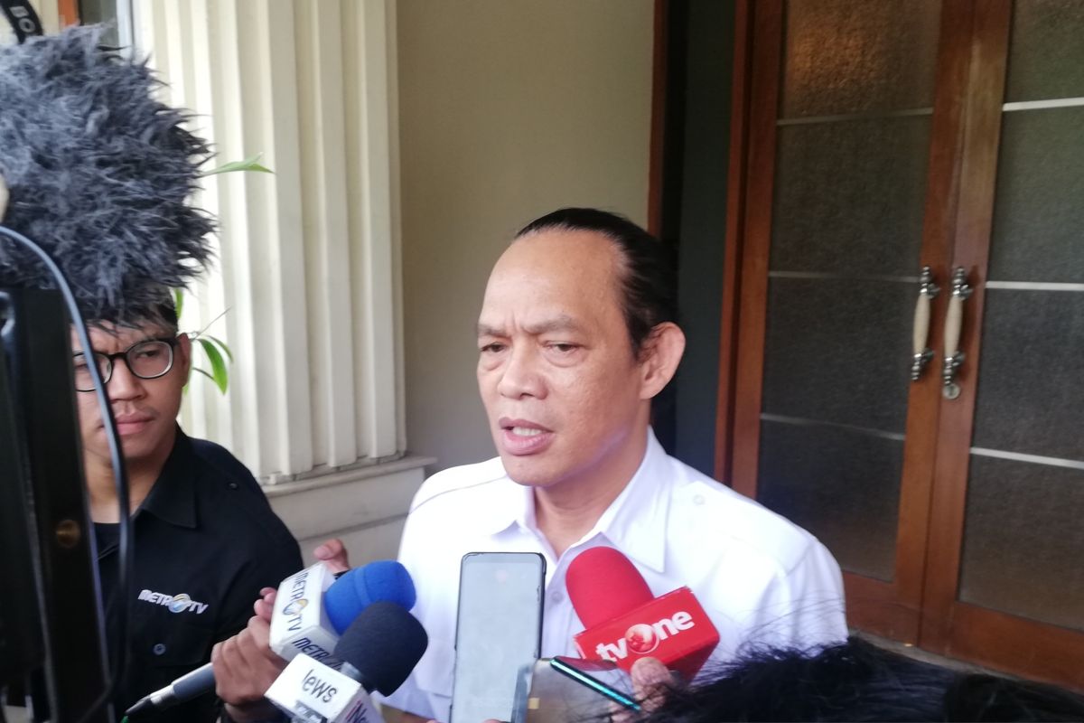 Hukum kemarin, kandidat hakim MK hingga penangkapan Jafar Shodik