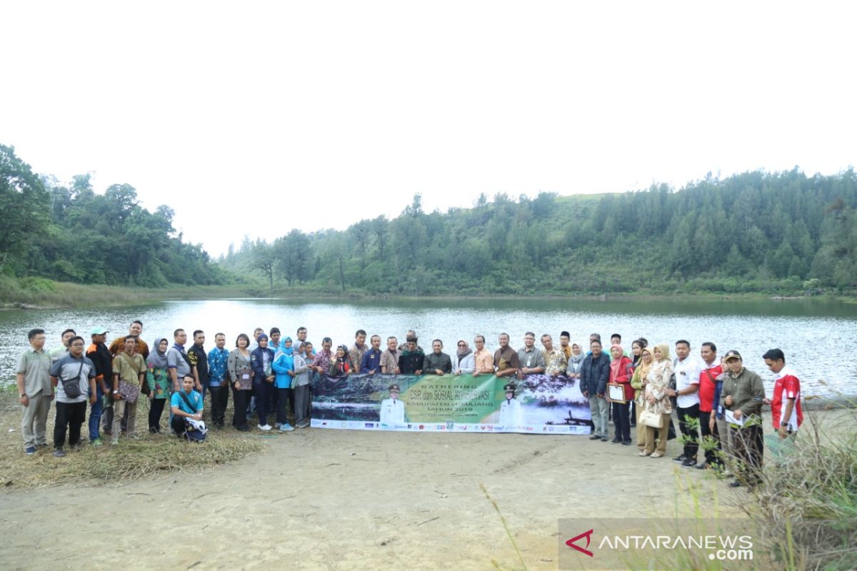 Pemkab Lumajang bersama Forum CSR optimalkan kembangkan wisata Ranupani lereng Semeru