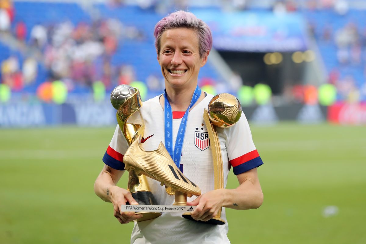 Pemenang Ballon d'Or putri Megan Rapinoe ajak Messi dan Ronaldo untuk atasi masalah di sepak bola