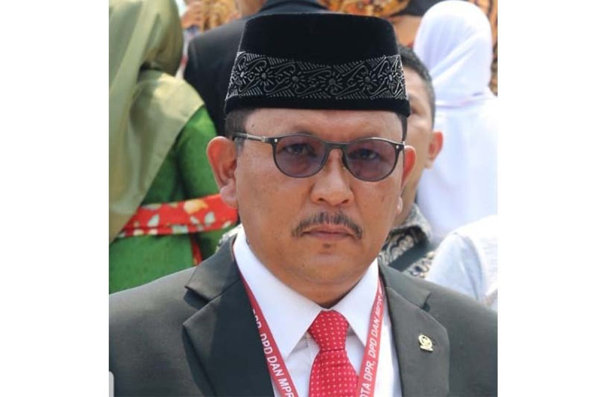 Legislator minta pemerintah tuntaskan jalan lintas Barat Aceh-Sumut