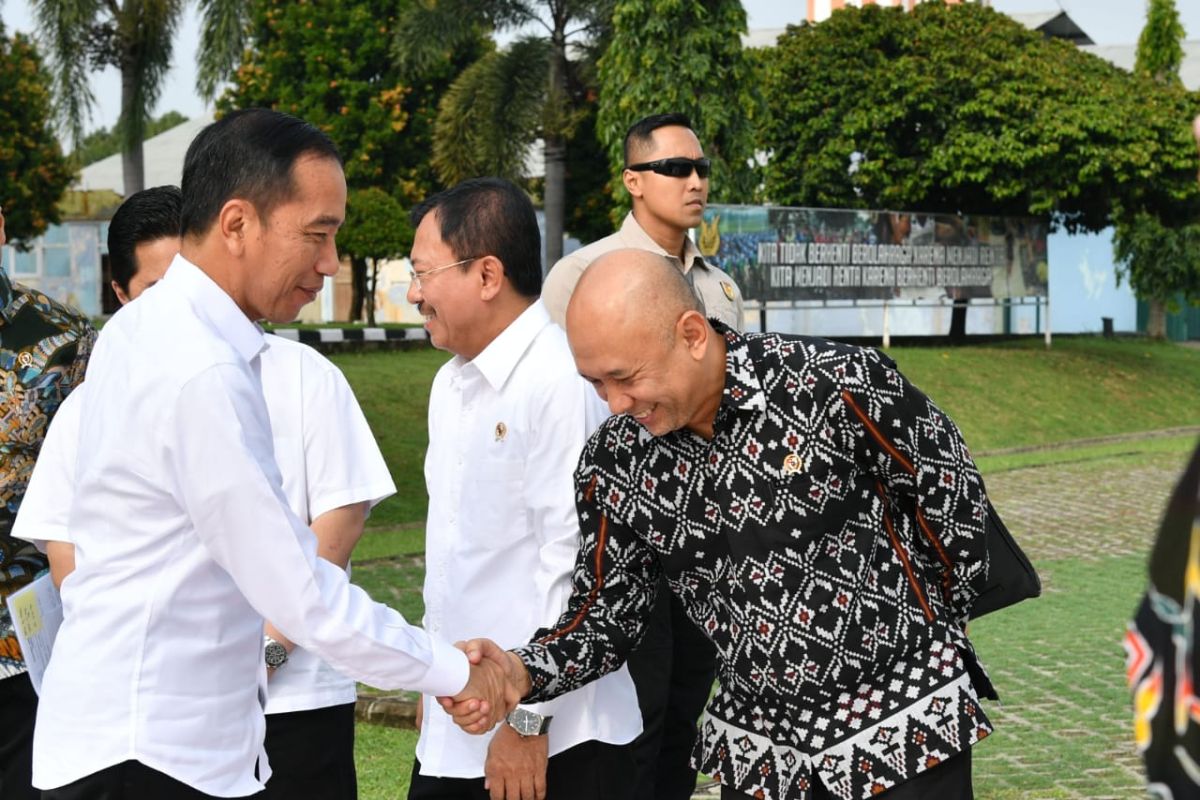 Presiden kunjungi Banten resmikan pabrik dan infrastruktur