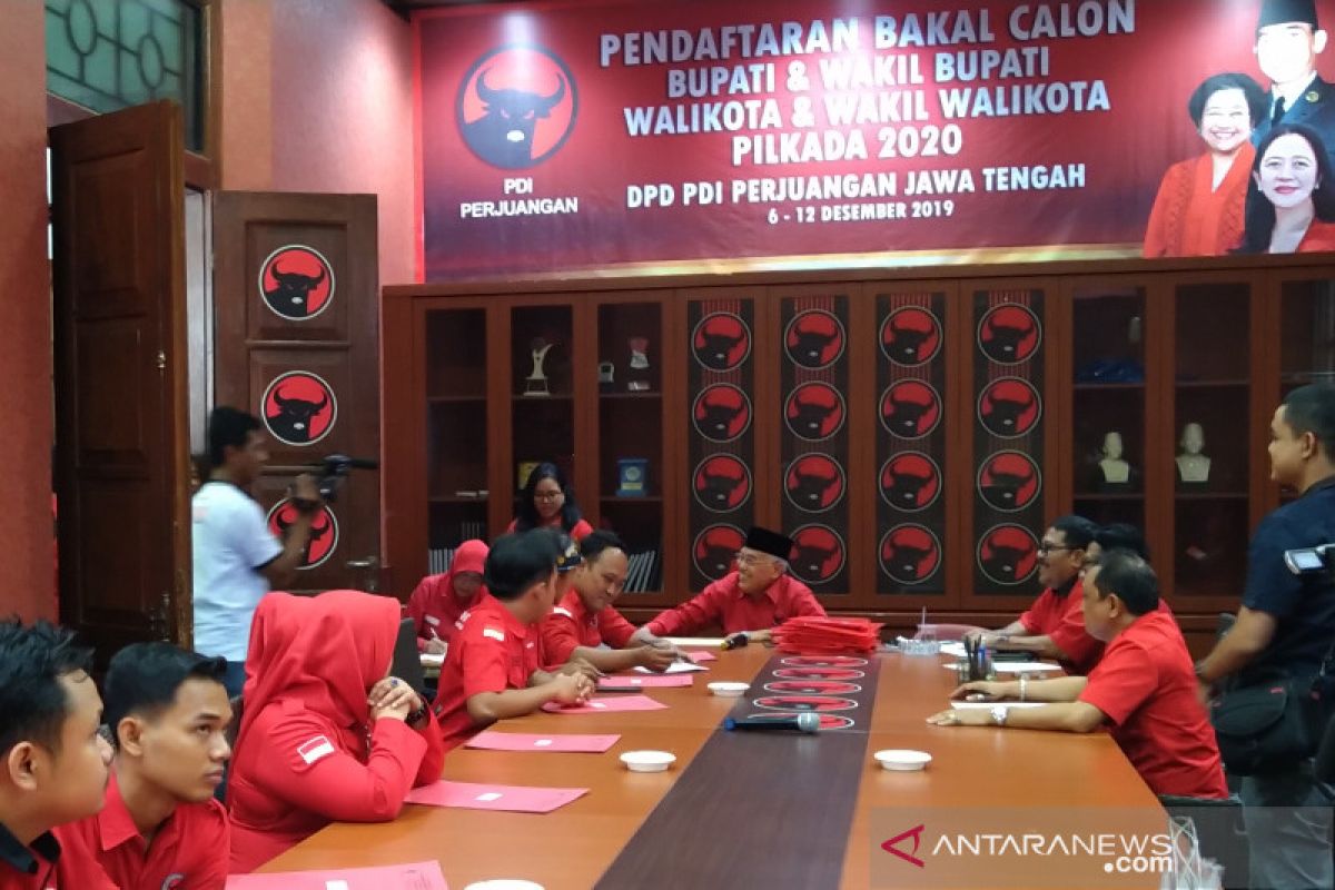 Pejabat Pemprov Jateng ikut penjaringan bakal calon kepala daerah PDIP