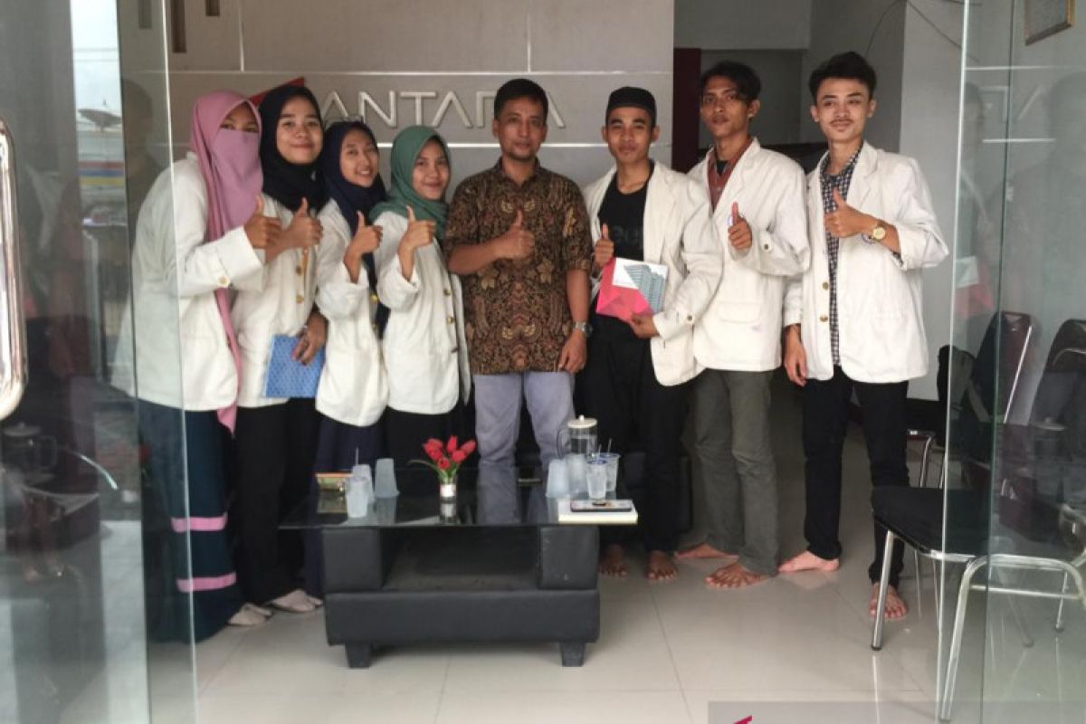 Mahasiswa UIN Banten pelajari sejarah Kantor Berita Antara