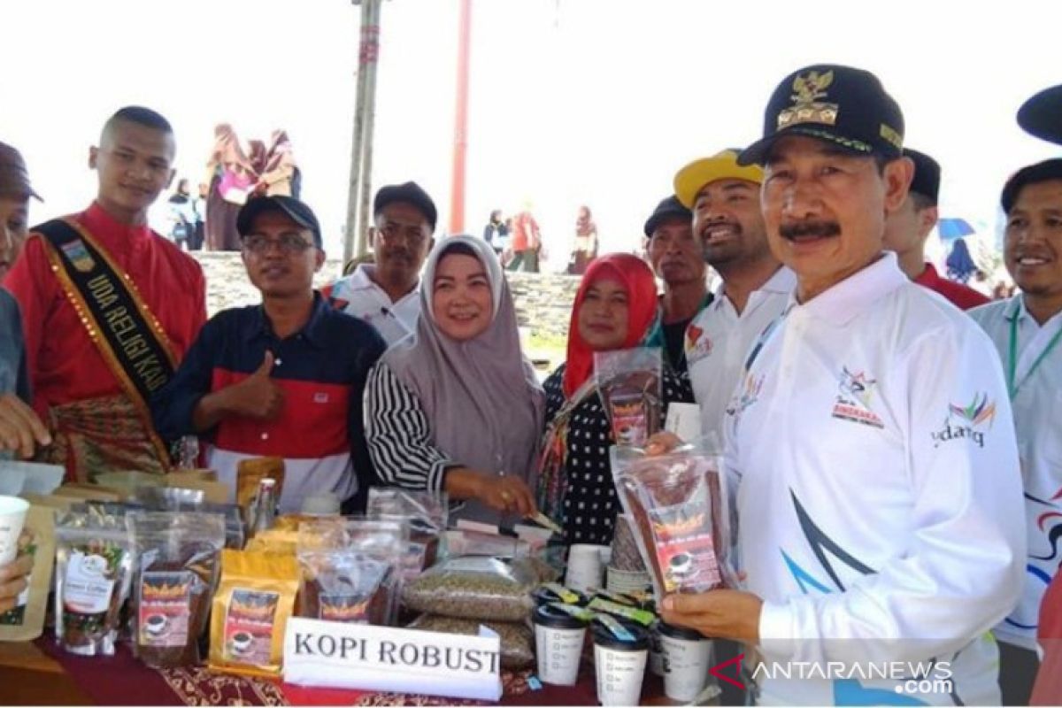 Demi populerkan kopi lokal, Solok Selatan beri 1.000 gelas kopi gratis