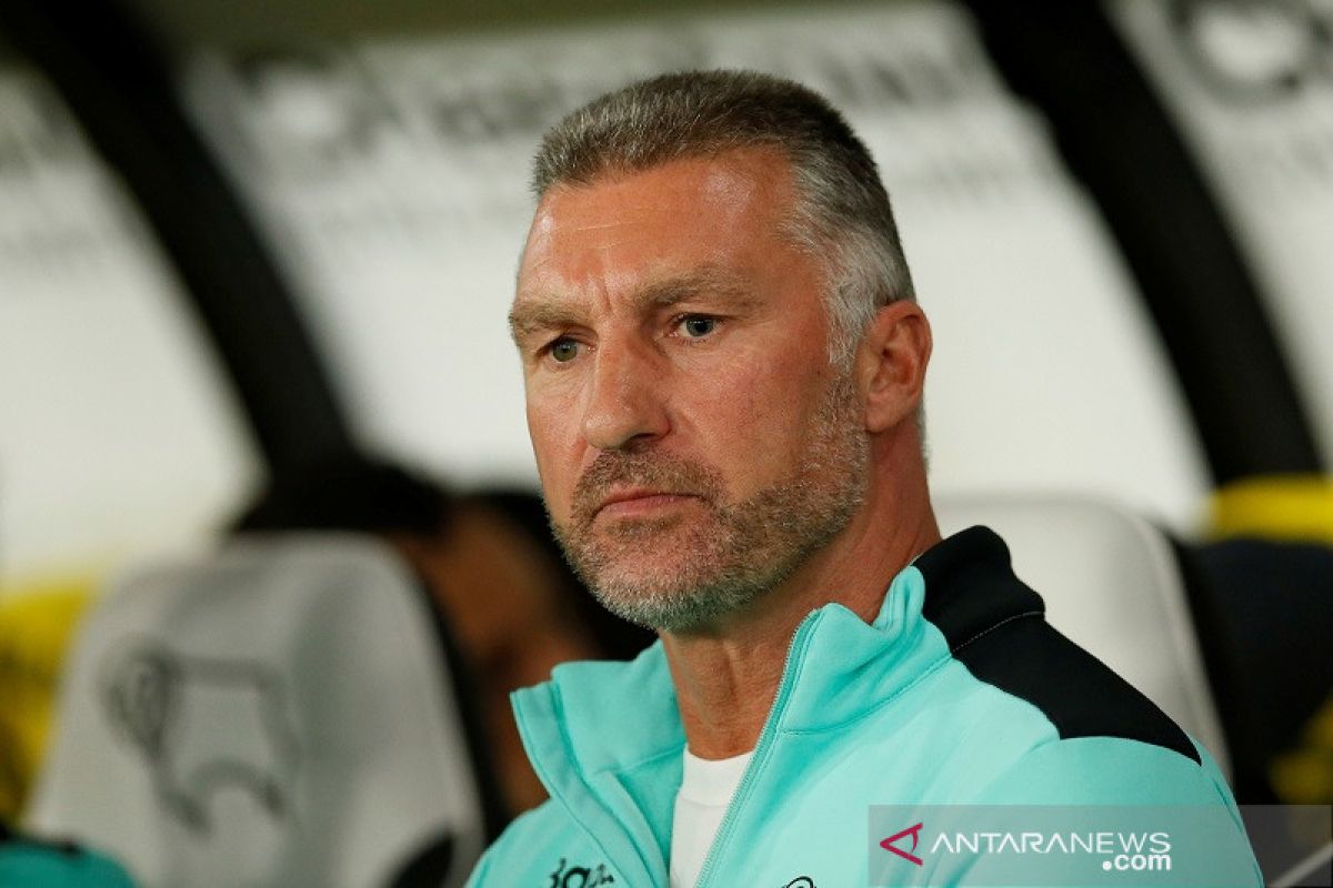 Nigel Pearson resmi sebagai manajer ketiga Watford musim ini