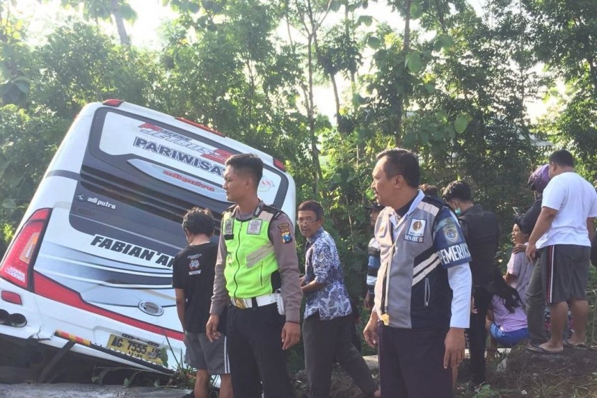 Kapolres Blitar sebut sejumlah korban kecelakaan bus sudah pulang