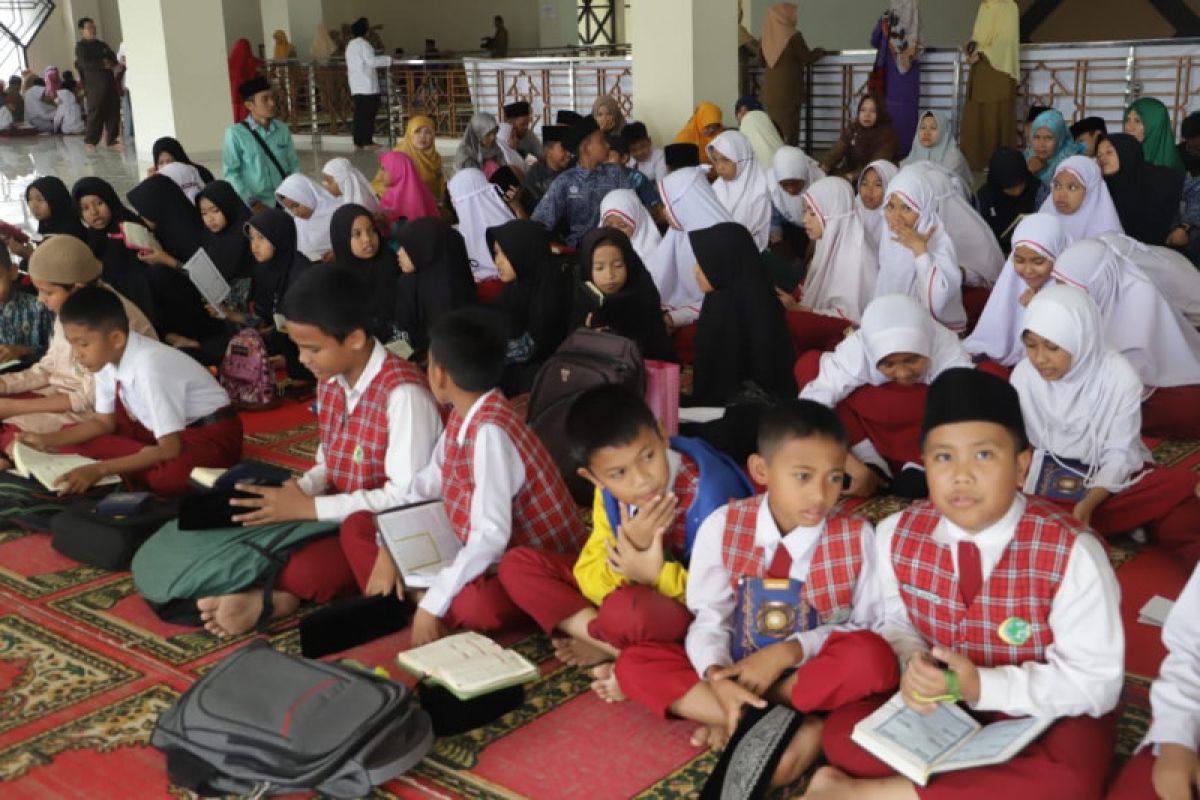 Kota Solok wisuda 954 penghafal Alquran