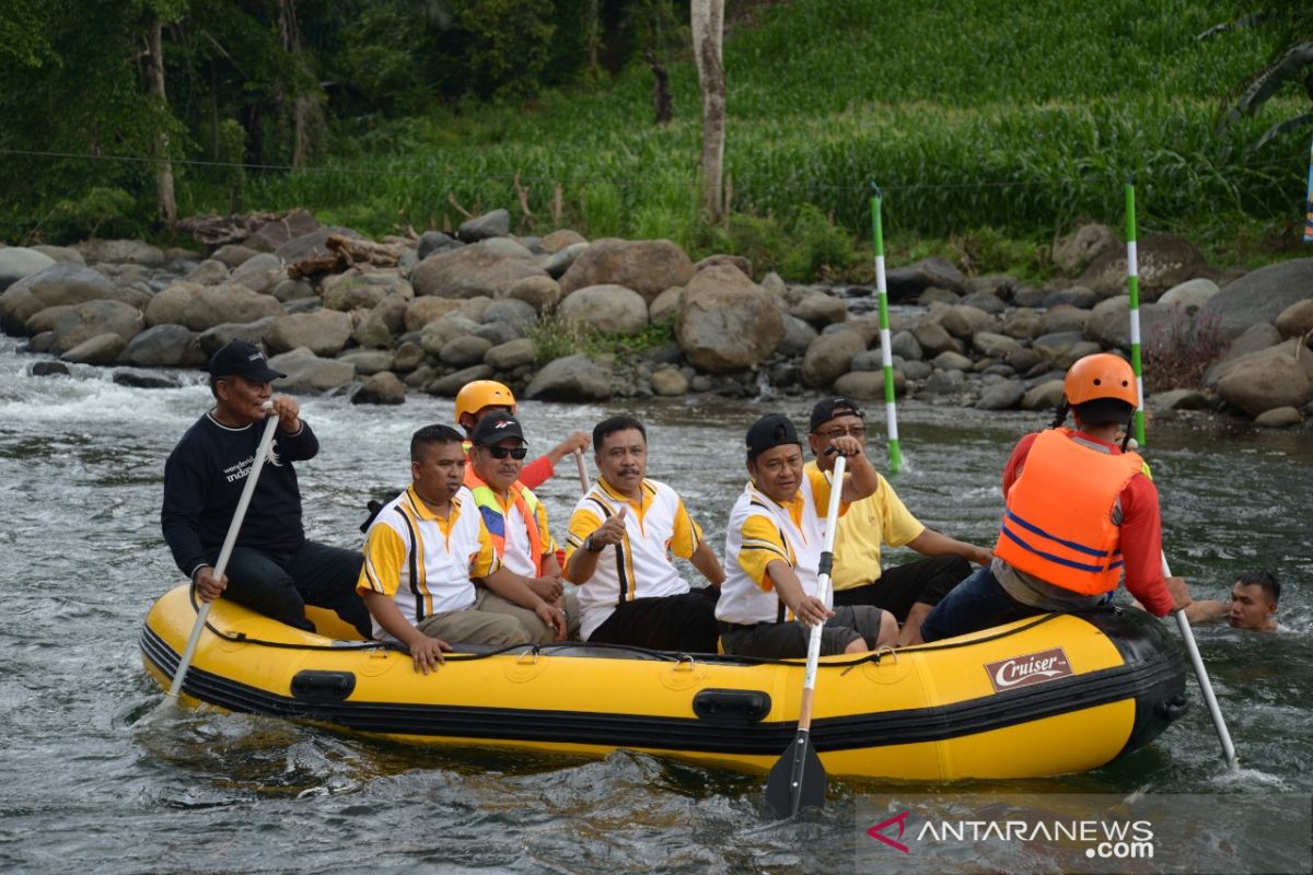 Pemkab Gorontalo Utara gelar kejuaraan arung jeram Papualangi