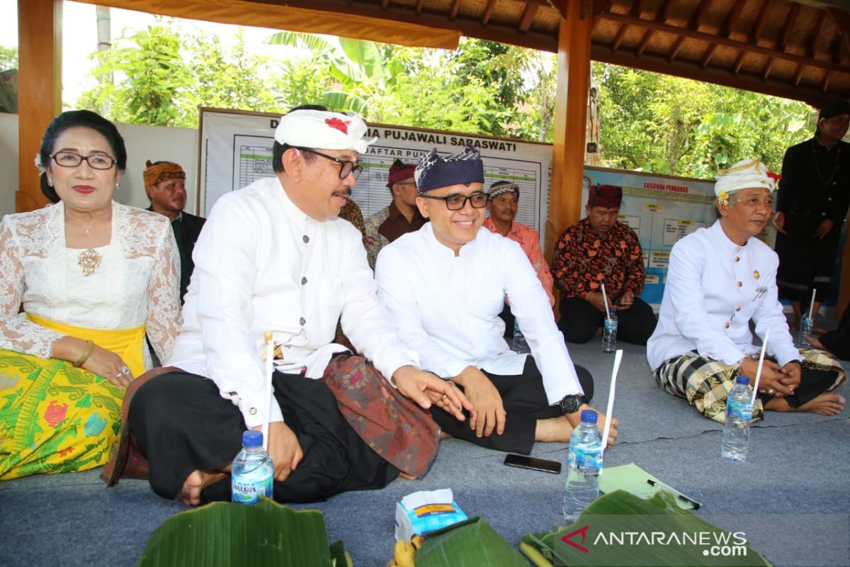 Wagub Bali peringati Hari Saraswati di Banyuwangi