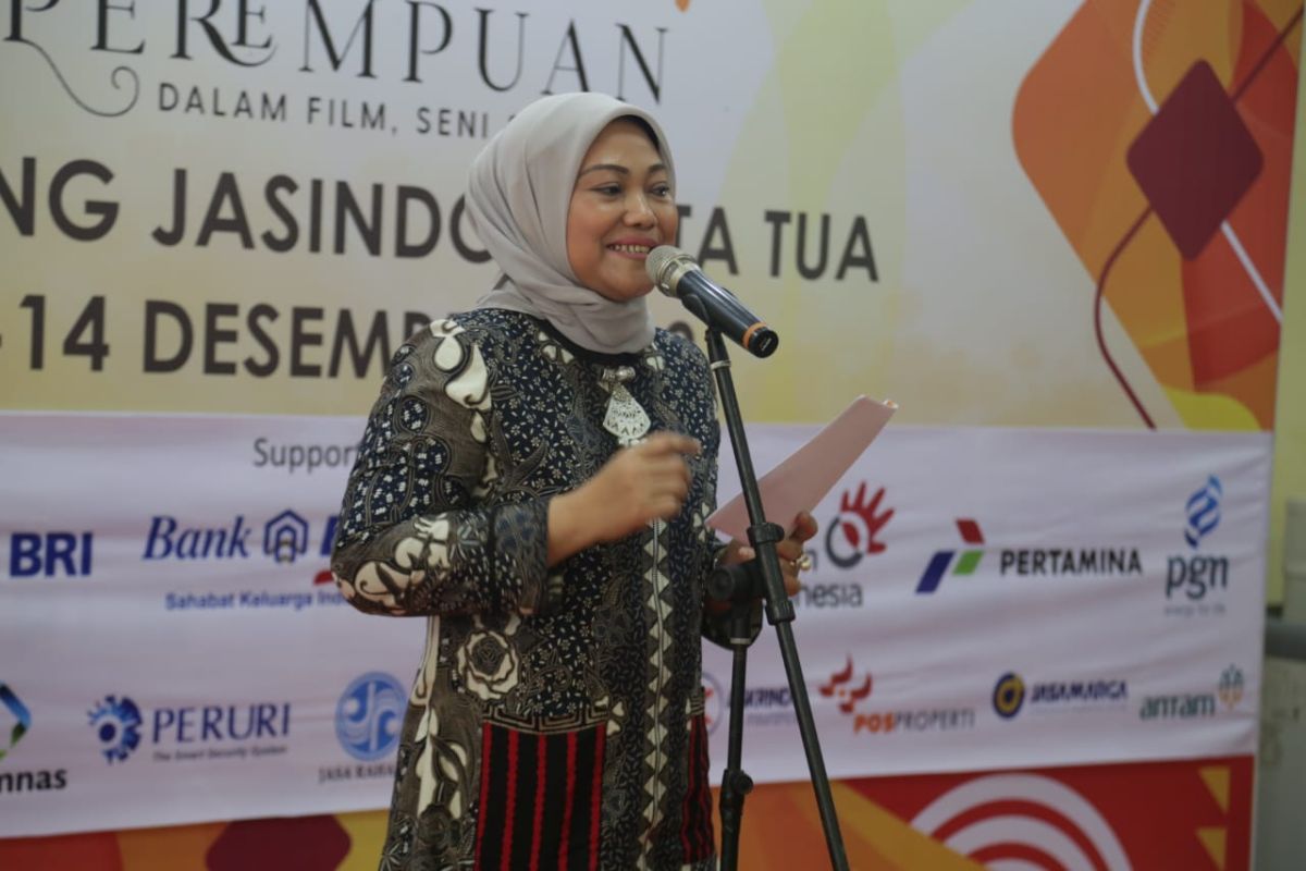 Peran perempuan di ekonomi kreatif perlu ditingkatkan guna memiliki daya saing tinggi