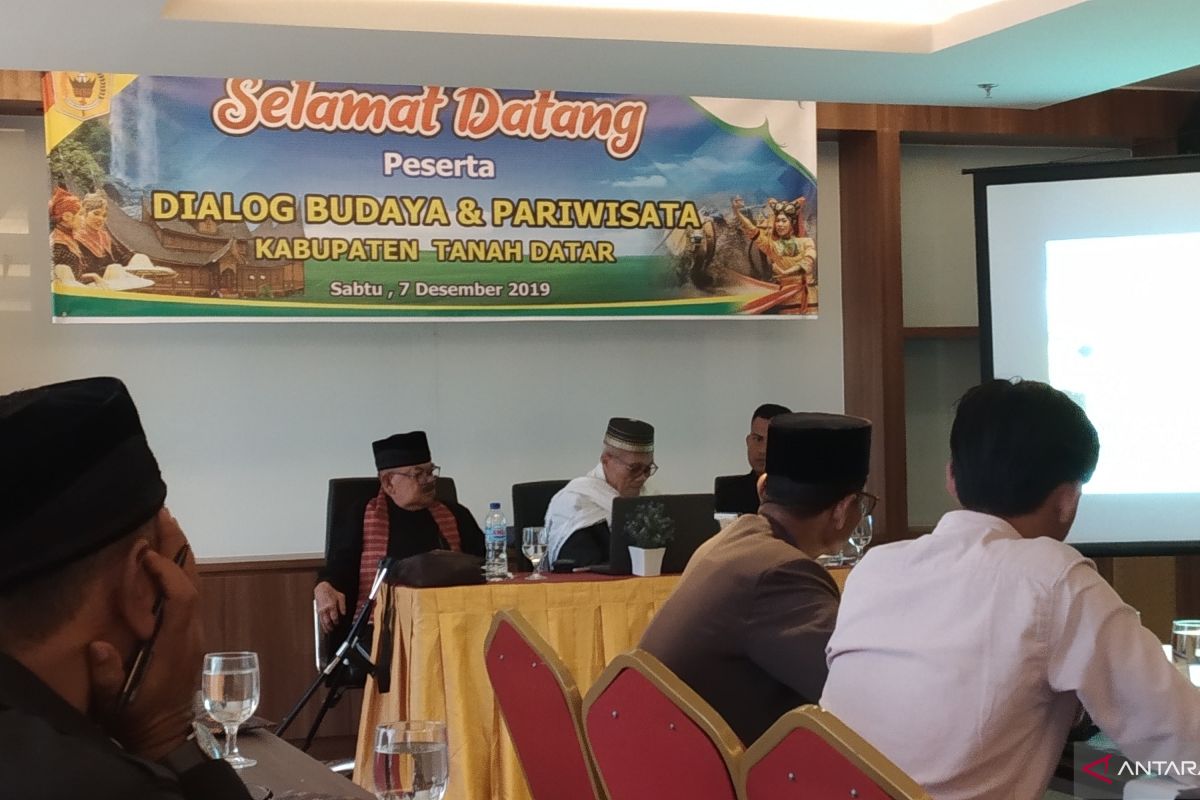 Pemkab Tanah Datar gali potensi dan pengembangan wisata daerah melalui dialog budaya