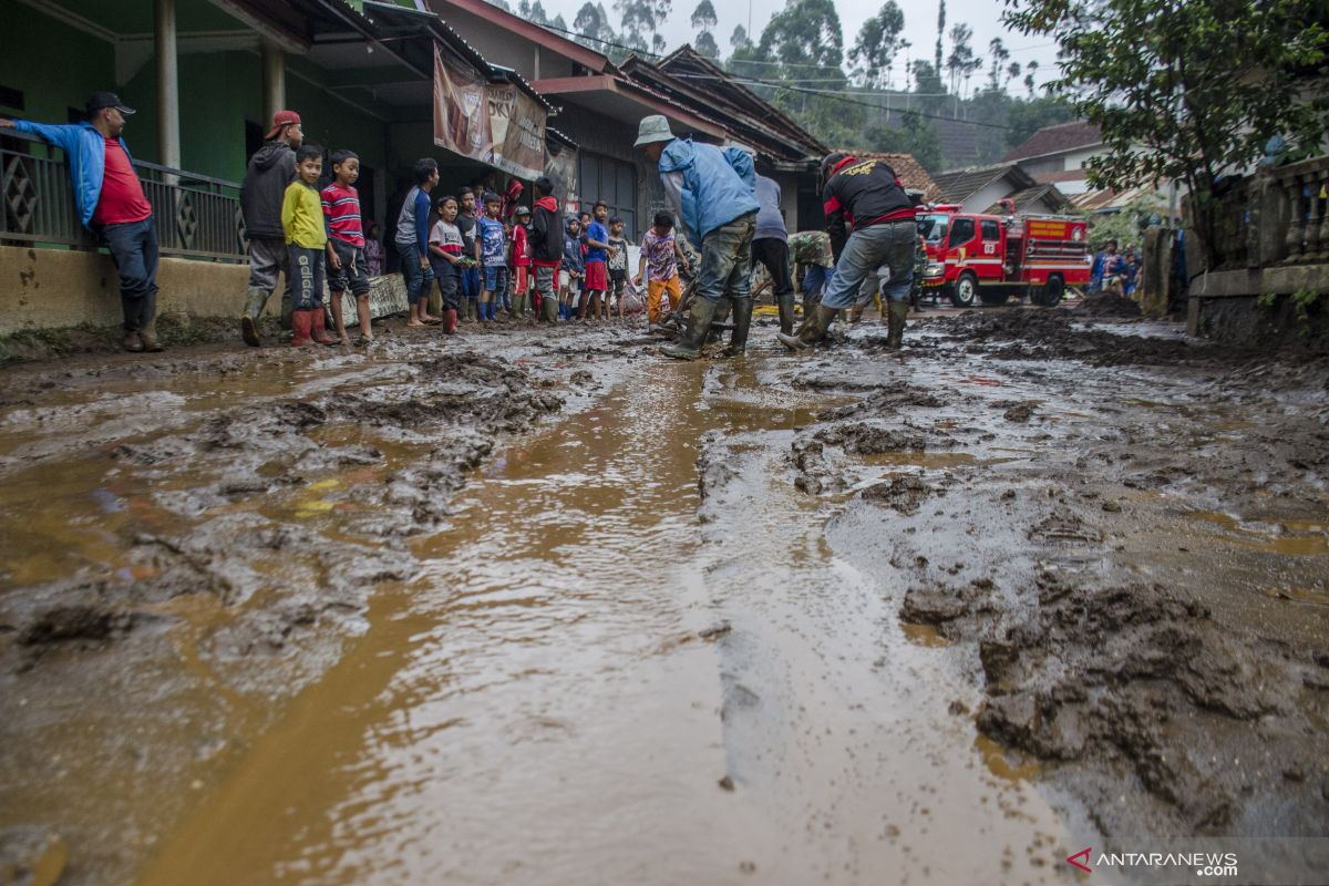 BMKG: Waspadai banjir dan longsor di Sumatera Utara