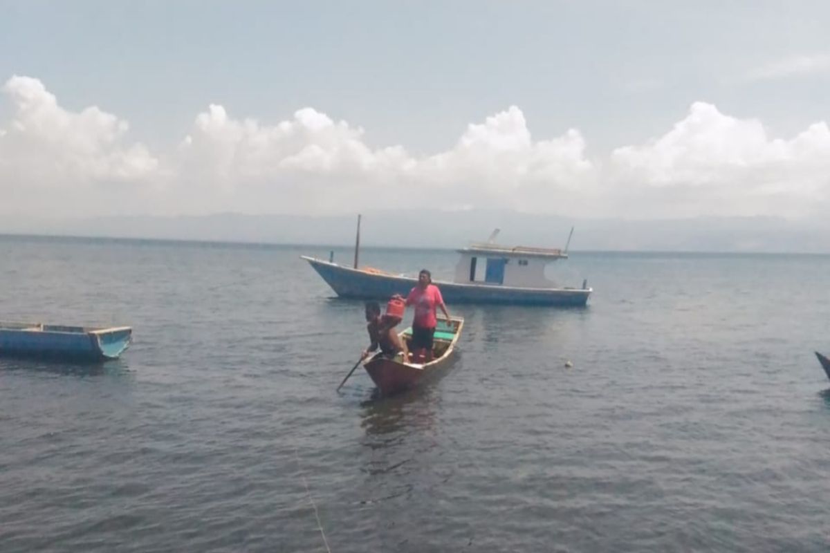TNI-AL tangkap seorang  nelayan pengebom ikan di Flores Timur